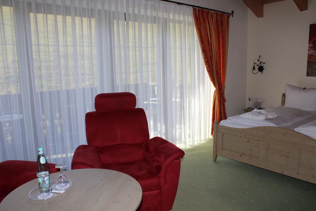 Hubertushof Hotel Garni Оберштауфен Экстерьер фото